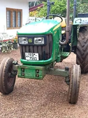 John-Deere 5047 2013 Tractor (Used)