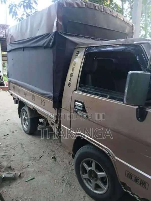 Mitsubishi L300 1979 Lorry (Used)