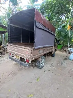 Mitsubishi L300 1979 Lorry (Used)