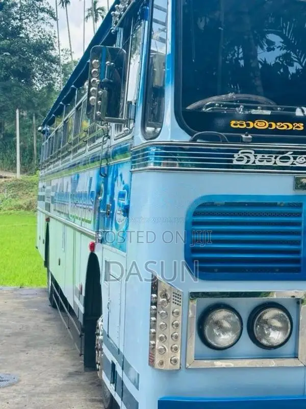 Ashok-Leyland Leyland 2019 Bus (Used)