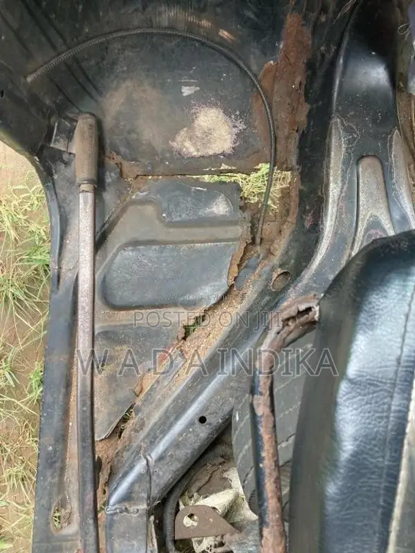Bajaj 4 stroke 2012 Three Wheel (Used)