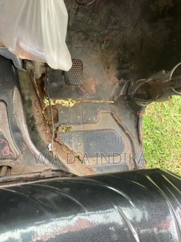 Bajaj 4 stroke 2012 Three Wheel (Used)