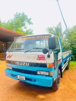 Isuzu NPR 1988 Lorry (Used)