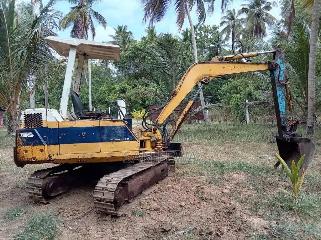 Komatsu 30-6 2018 Heavy-Duty (Used)