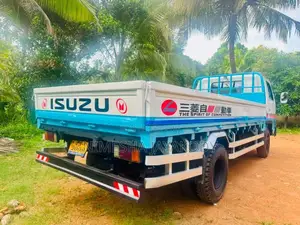 Isuzu NPR 1988 Lorry (Used)