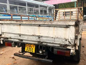 Toyota Dyna 1996 Lorry (Used)