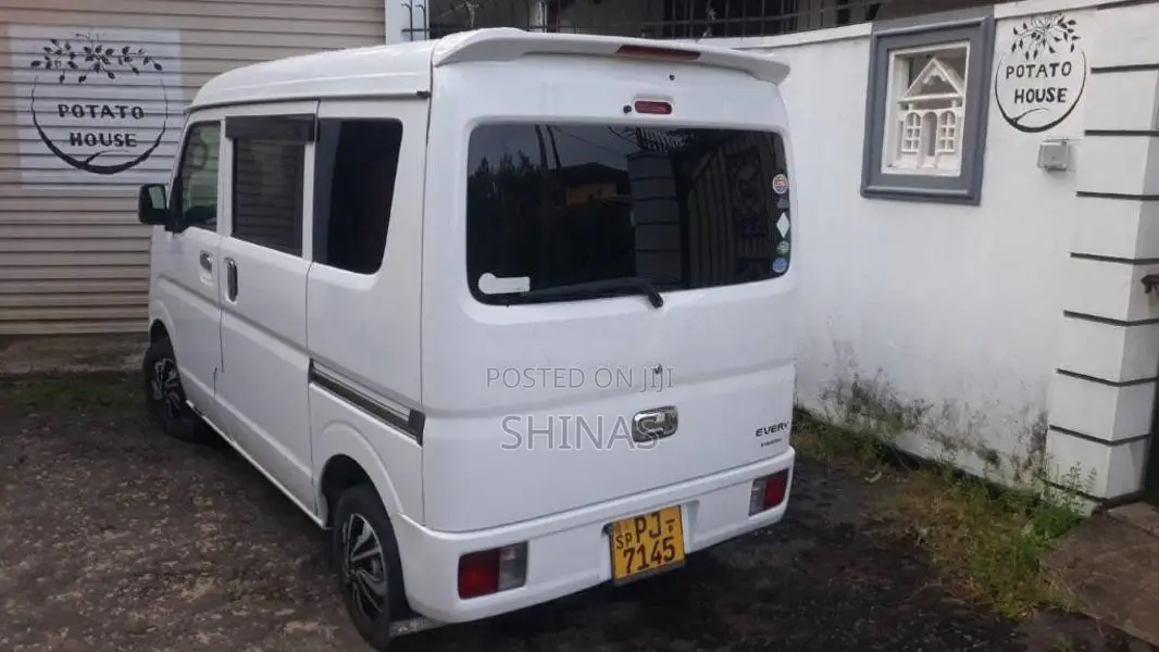 Suzuki Da 17 2018 Van (Used)