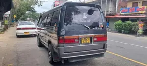 Nissan Caravan 1998 Van (Used)