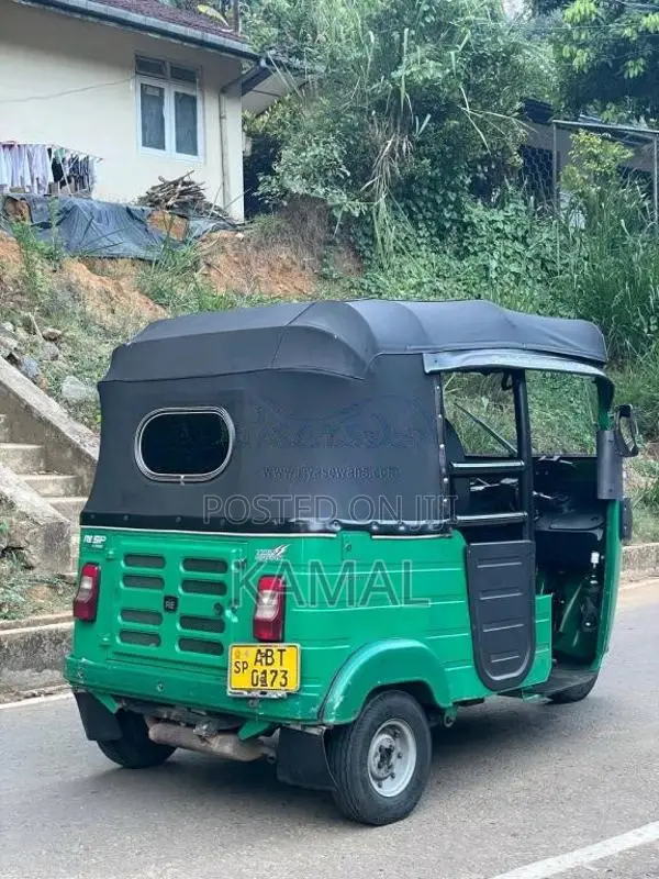 Bajaj 4 Stroke 2019 Three Wheel (Used)