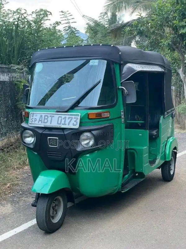 Bajaj 4 Stroke 2019 Three Wheel (Used)