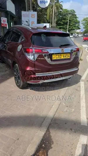 Honda Vezel 2014 SUV (Used)