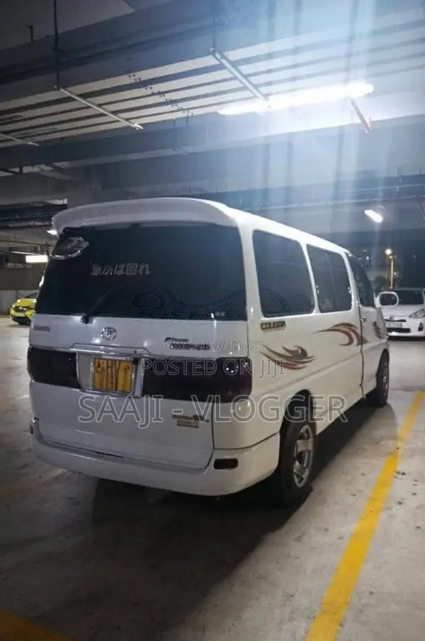 Toyota Noah CR41 2004 Van (Used)