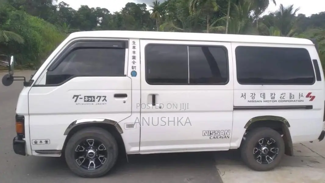 Nissan Caravan 1998 Van (Used)
