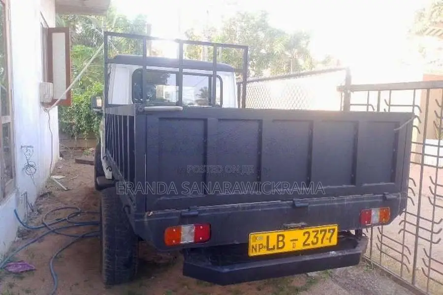 Mahindra Bolero Load Carrier 2006 Pickup (Used)