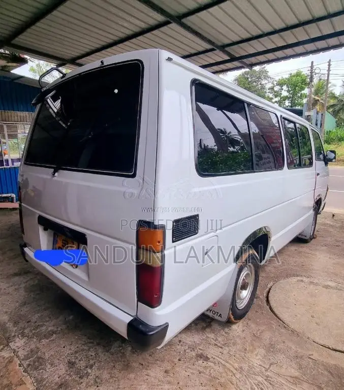 Toyota Shell LH61 Hiace 1987 Van (Used)