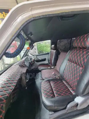 Toyota Shell LH61 Hiace 1987 Van (Used)