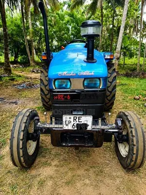 New-Holland 4710 2016 Tractor (Used)