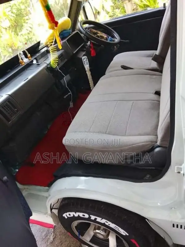 Mazda Brawny 1991 Van (Used)