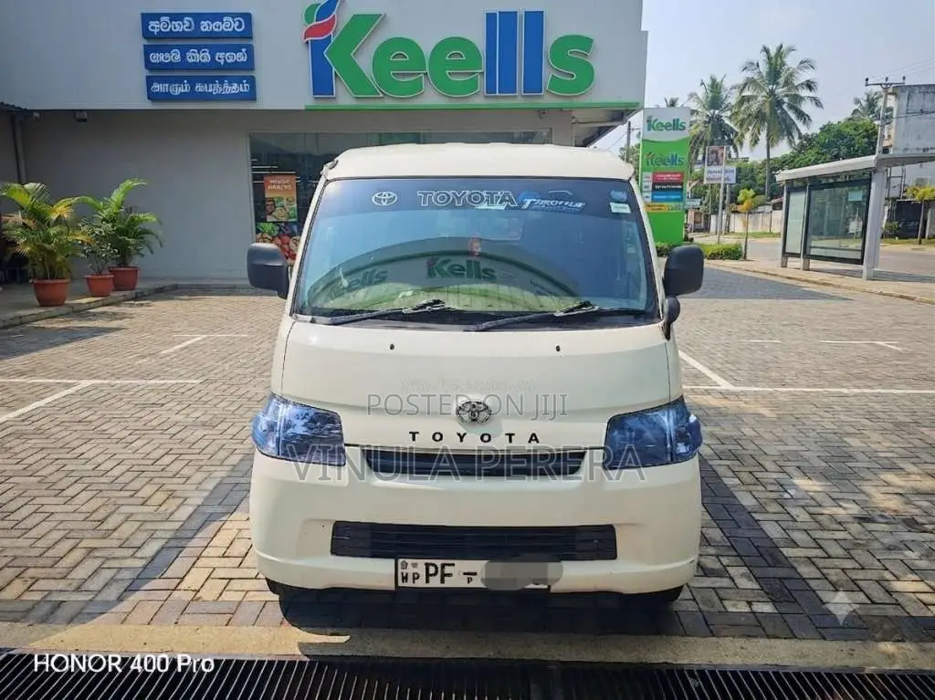 Toyota TownAce 2008 Van (Used)