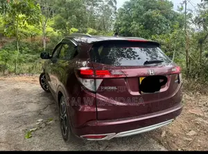 Honda Vezel 2015 SUV (Used)