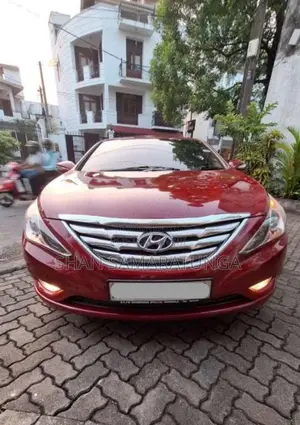 Hyundai Sonata 2011 Car (Used)