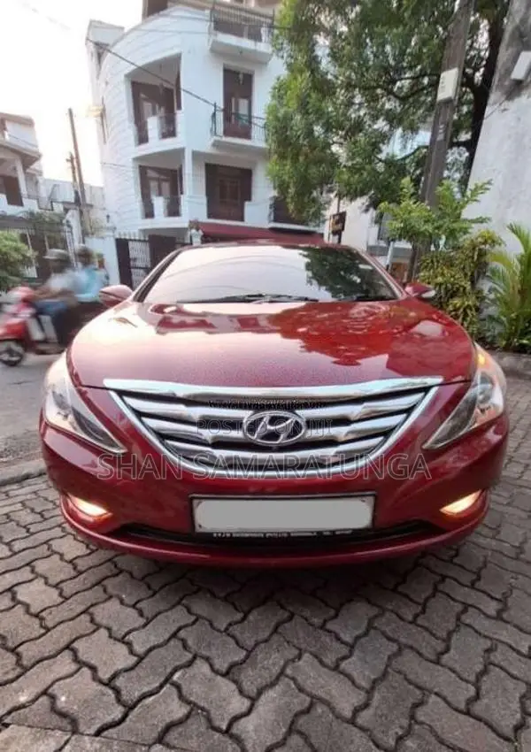 Hyundai Sonata 2011 Car (Used)