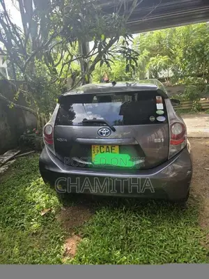 Toyota Aqua 2013 Car (Used)