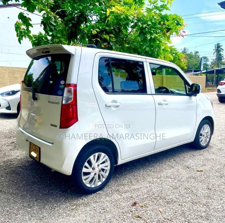 Suzuki Wagon R FX Hybrid 2016 Car (Used)