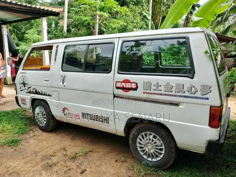 Mitsubishi L300 1984 Van (Used)