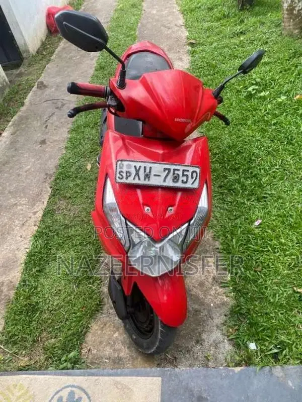 Honda Dio 2012 Motorbike (Used)