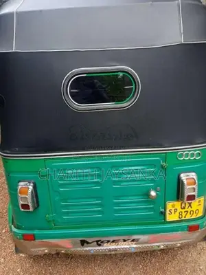 Bajaj 4 Stroke 2010 Three Wheel (Used)