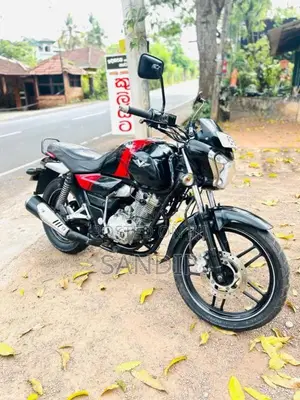 Bajaj V15 2017 Motorbike (Used)
