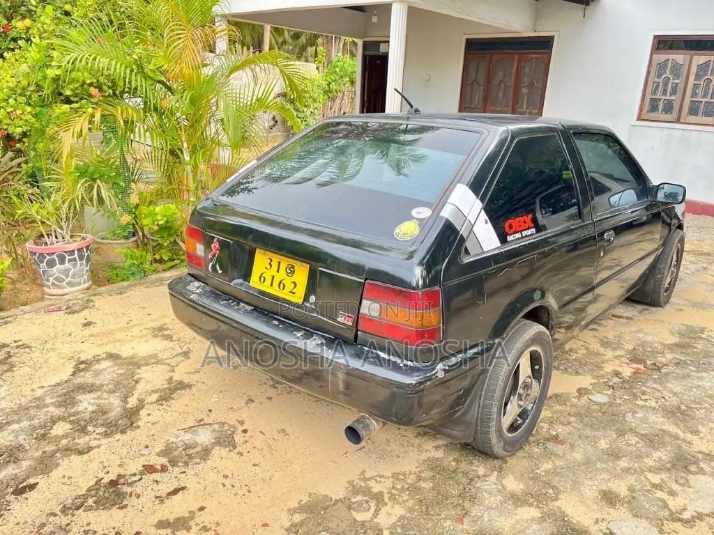 Isuzu Isuzu 1983 Car (Used)