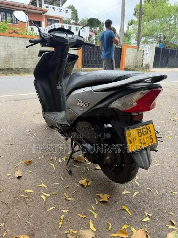 Honda Dio 2018 Motorbike (Used)