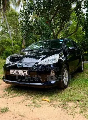 Toyota Aqua S Grade 2013 Car (Used)