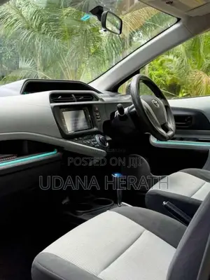 Toyota Aqua S Grade 2013 Car (Used)