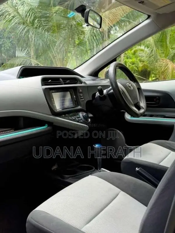Toyota Aqua S Grade 2013 Car (Used)