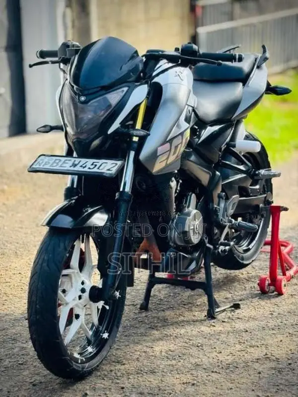 Bajaj Pulsar NS200 BEW 2017 Motorbike (Used)