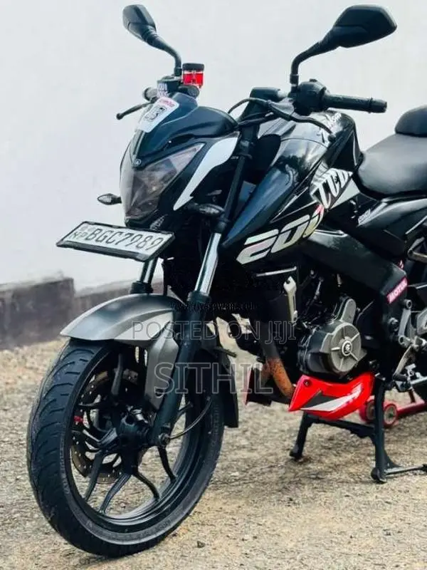 Bajaj Pulsar NS200 BGC 2018 Motorbike (Used)