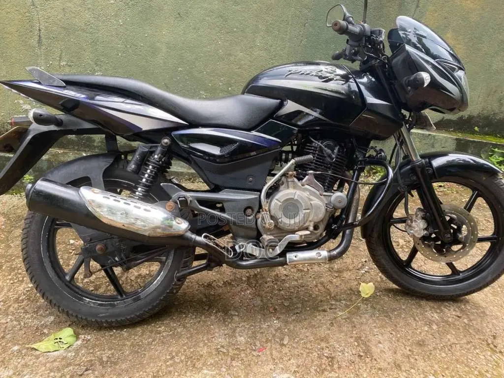 Bajaj Pulsar 150 2017 Motorbike (Used)