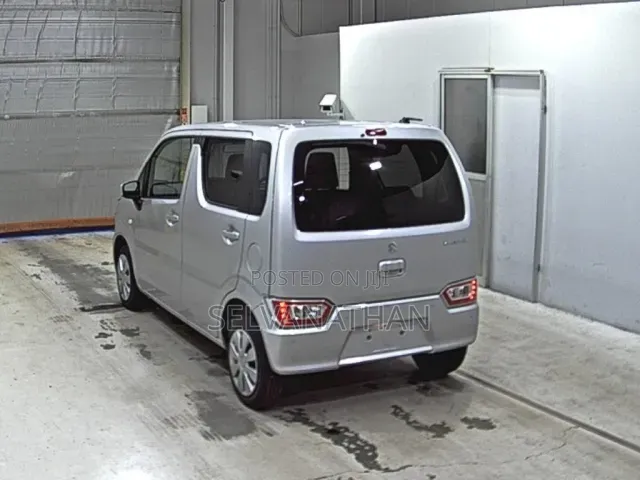 Suzuki Wagon 2024 Silver