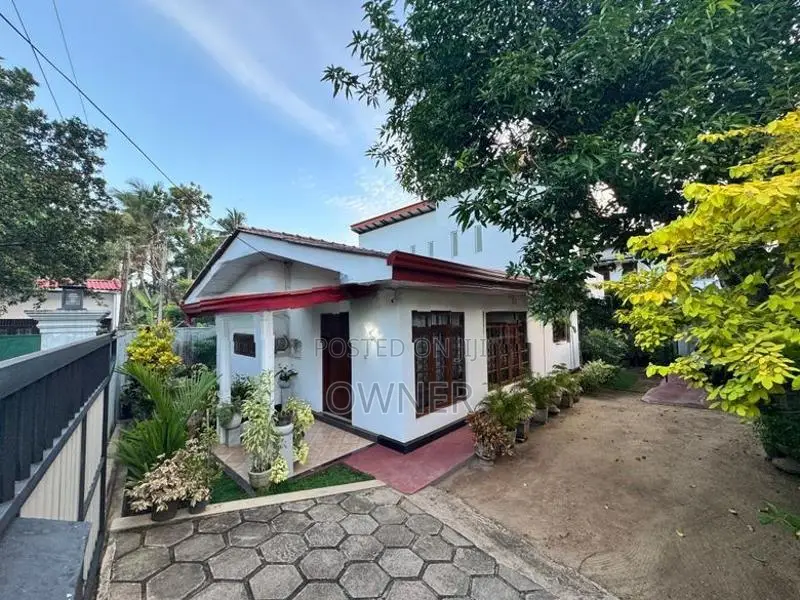 Two Story House for Sale in Panadura Town