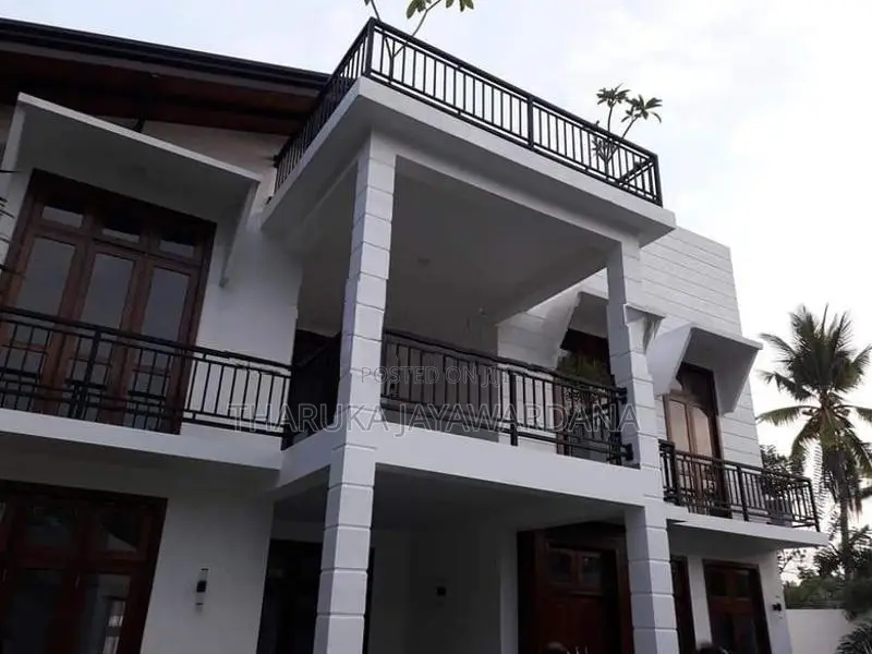 Fully Furnished Modern 3 Storey House with Solar Power in Malabe