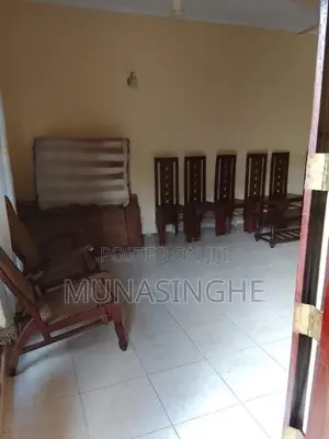 2 Story House for Rent in Makuluwa, Heart of Galle Town