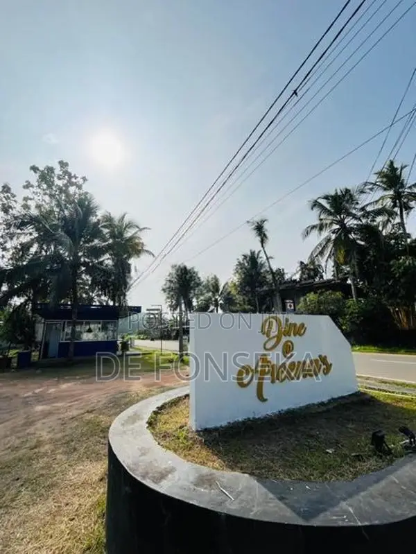 Restaurant/Commercial Property / with Land for Rent Matara City