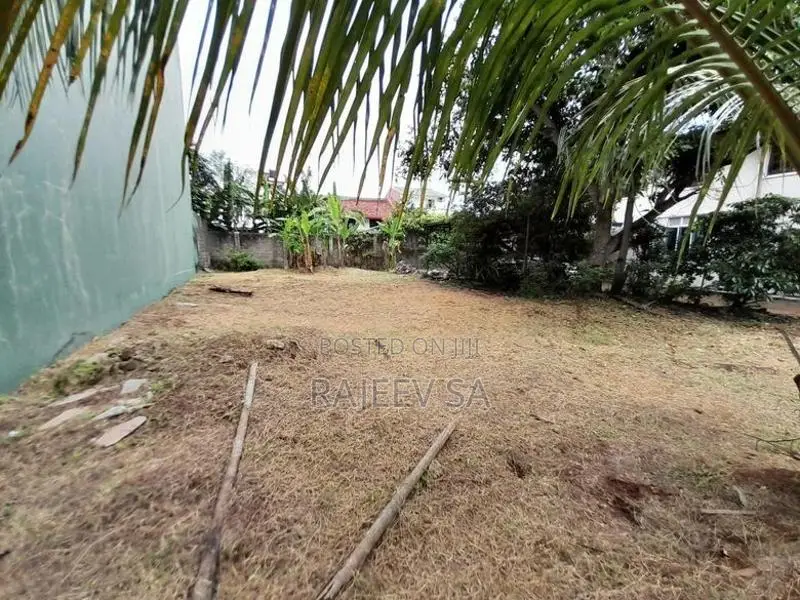Nawala 10.95 P Prime Land for Sale
