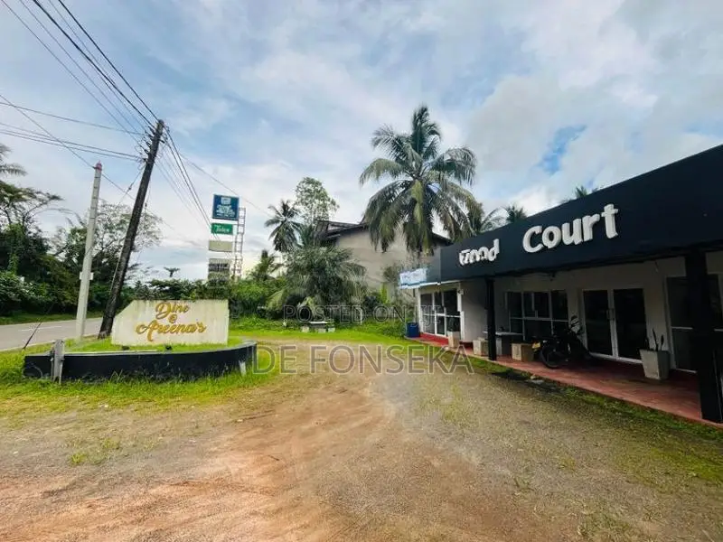 Restaurant/Commercial Property / with Land for Rent Matara City