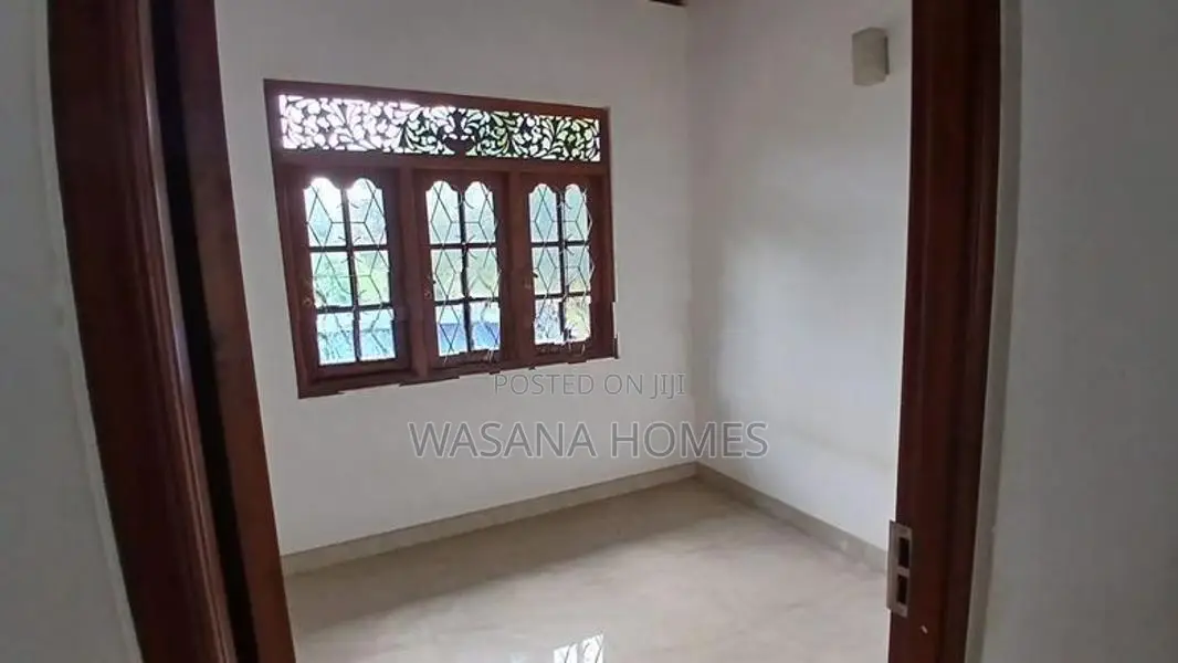 High Residential House for Sale Boralesgamuwa