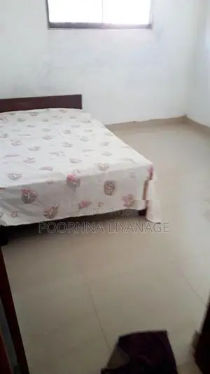 කාමරයක් කුලියට - Boralesgamuwa