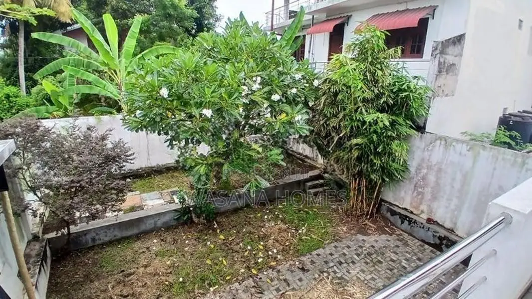 High Residential House for Sale Boralesgamuwa